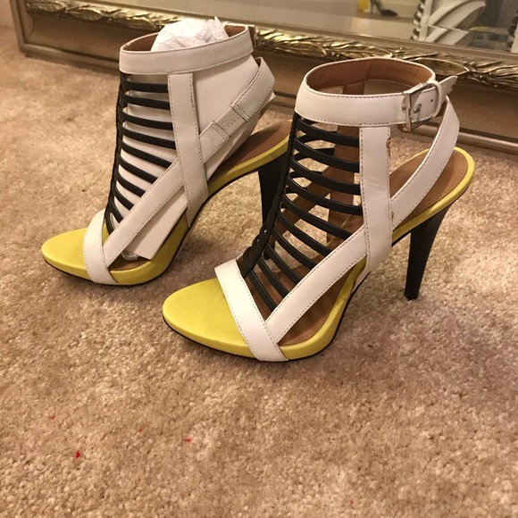 Calvin Klein Stilettos - Picture 4 of 7